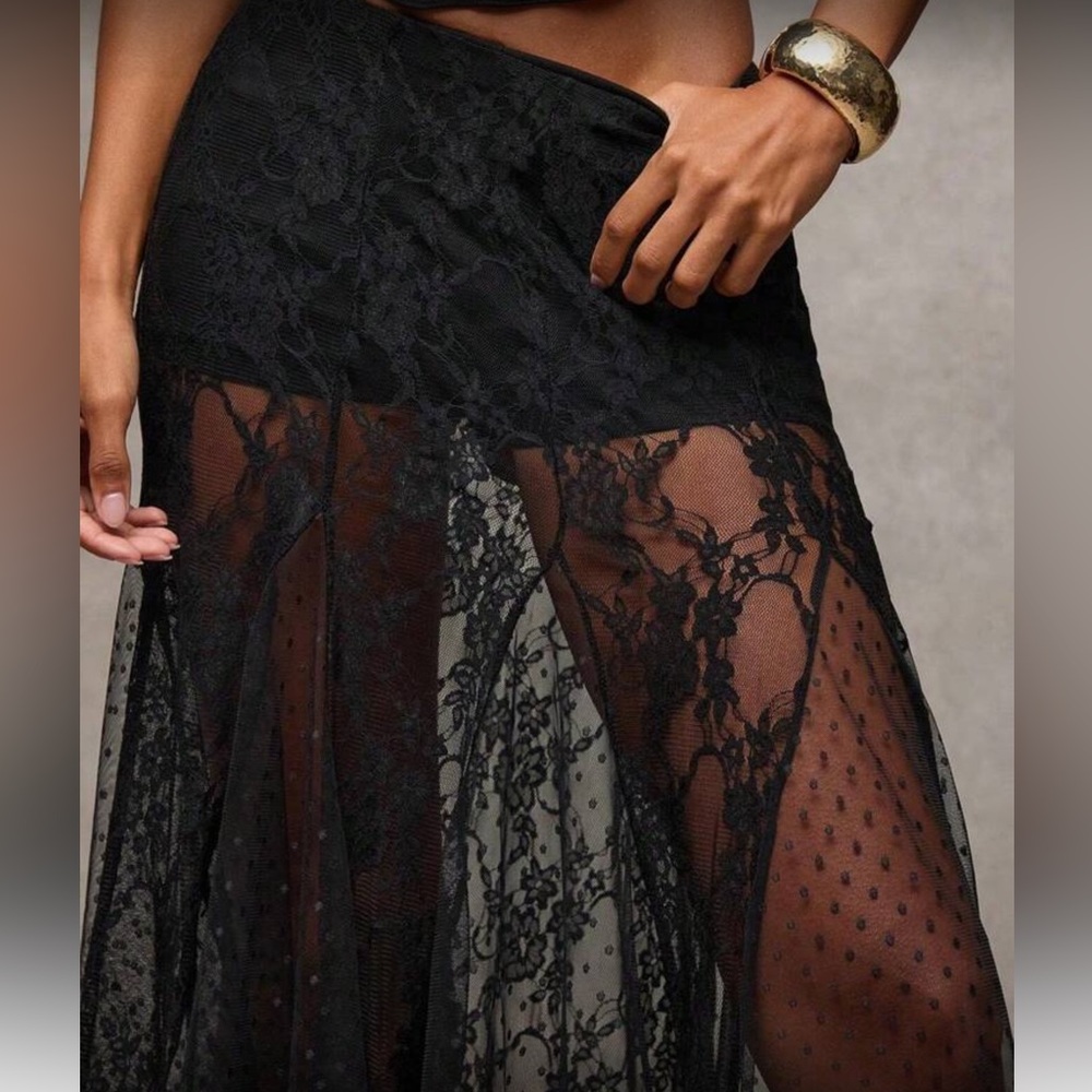 Elegant Black Lace Women Skirt - Picture 7 of 7